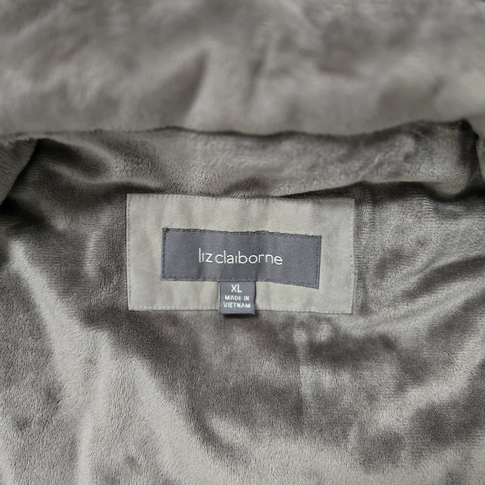 Vintage Liz Claiborne Women's Hooded Winter Coat - Picture 2 of 11